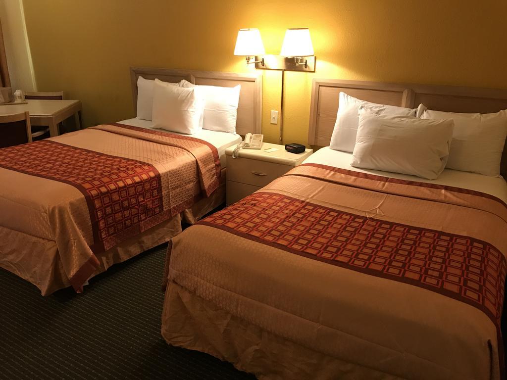 Budget Host Inn Sandusky Exteriör bild