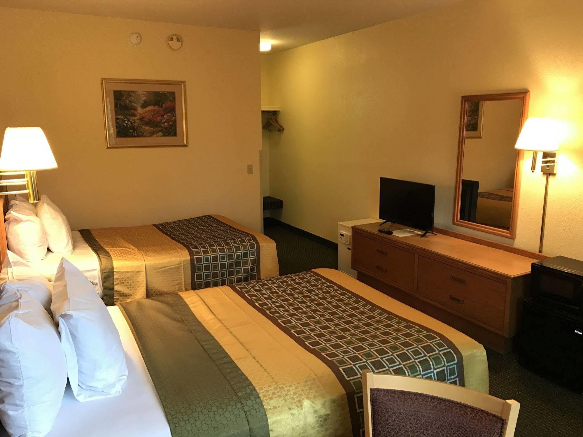Budget Host Inn Sandusky Exteriör bild