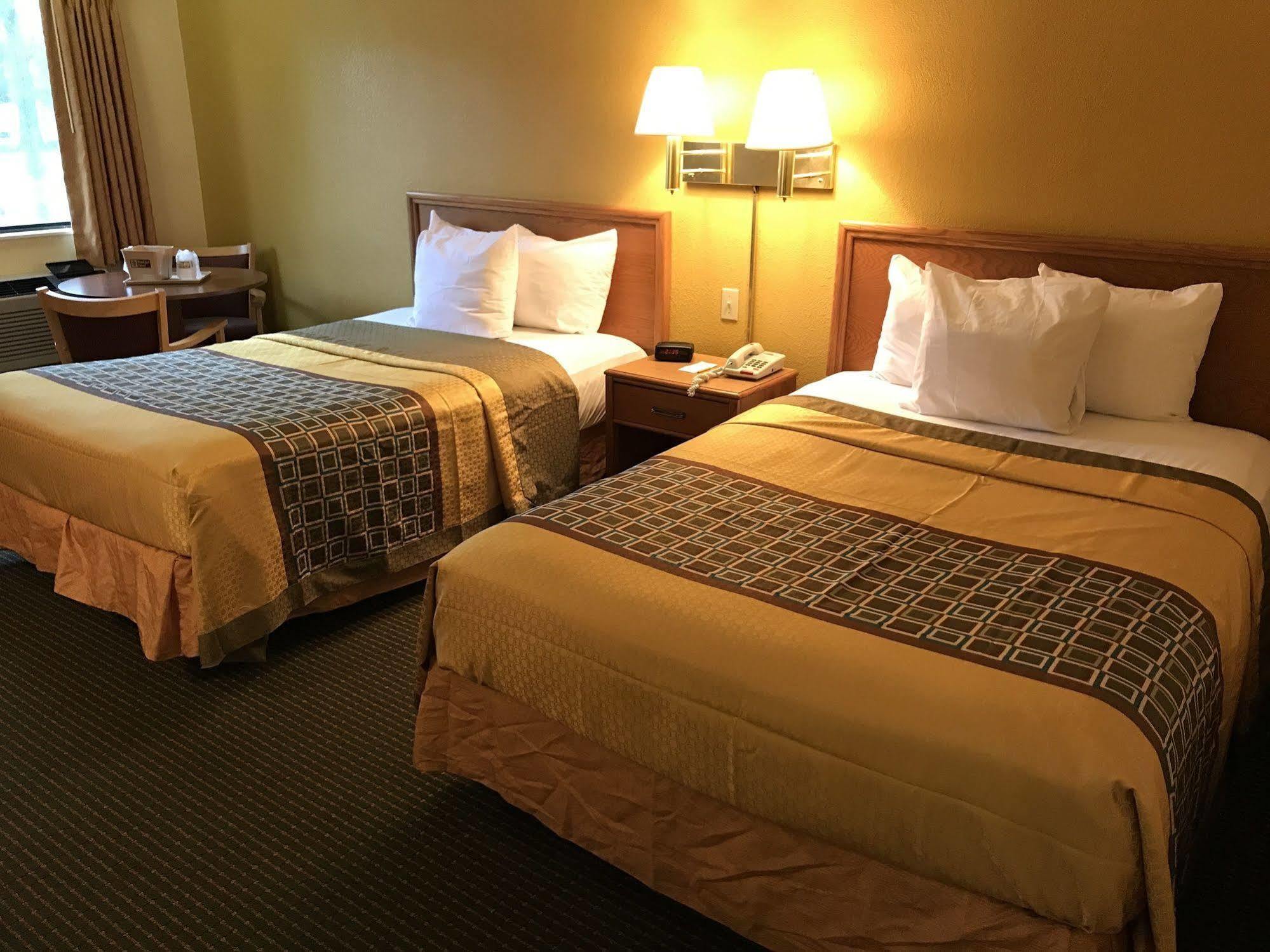 Budget Host Inn Sandusky Exteriör bild