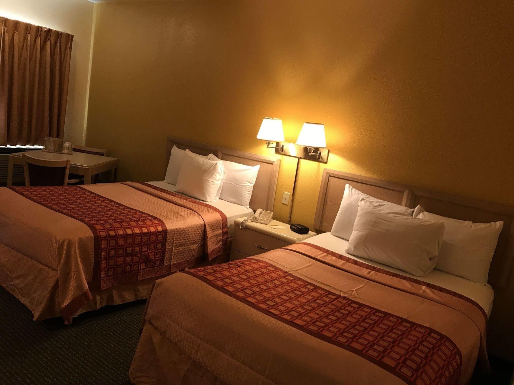 Budget Host Inn Sandusky Exteriör bild