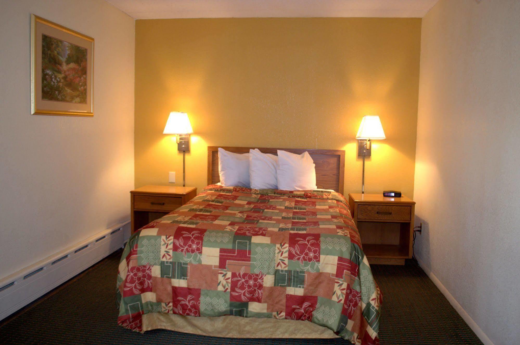 Budget Host Inn Sandusky Exteriör bild